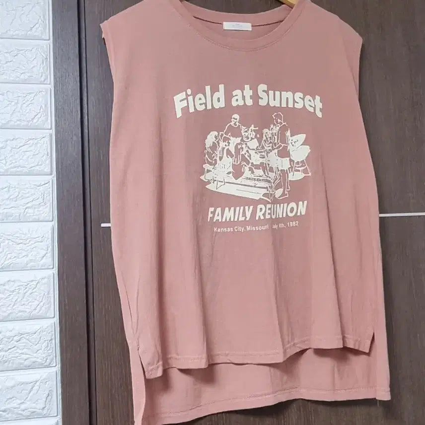 [BUNJANG] Assorted Sleeveless Tops and Overalls / 나시 종류