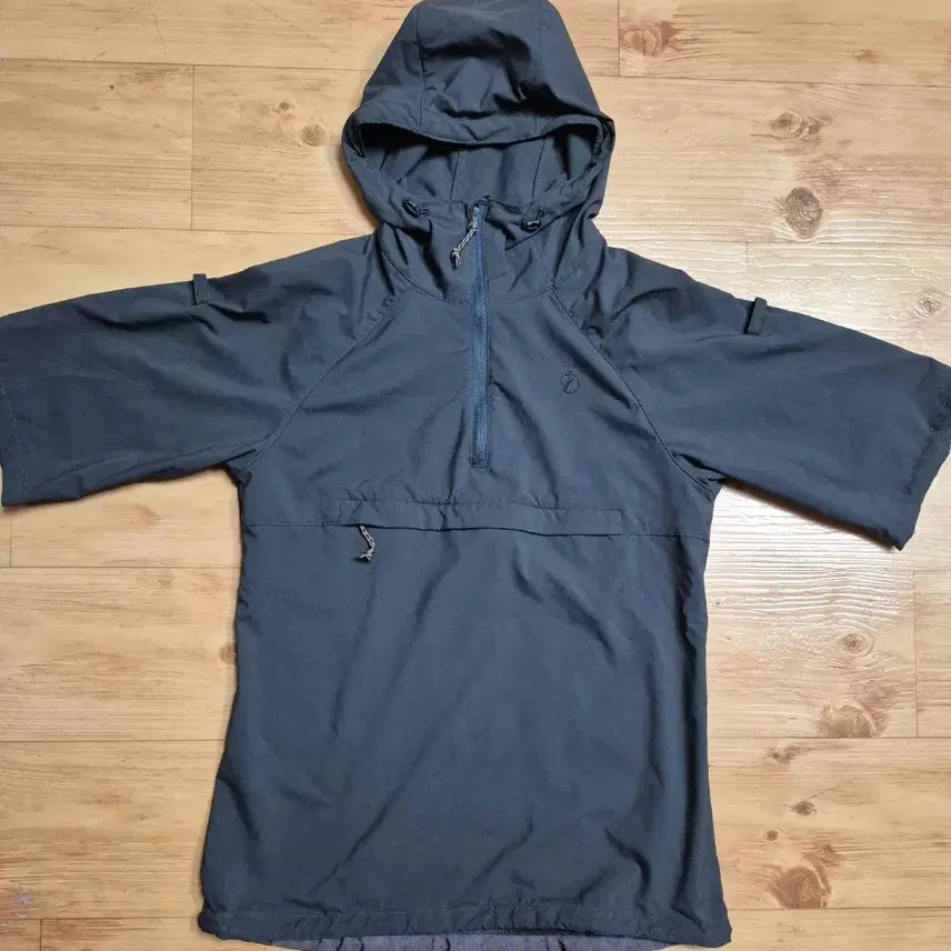 [BUNJANG] Fjallraven Hooded Anorak Jacket - Dark Grey / 피엘라벤 후드 아노락 자켓 짙은 회색