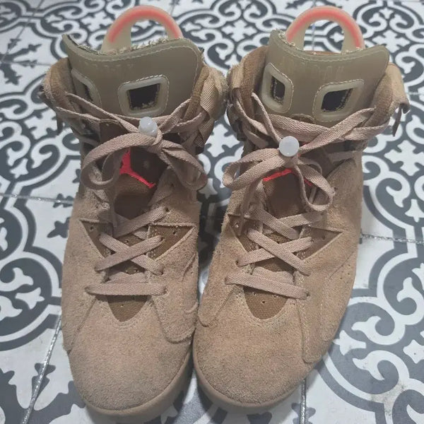 [BUNJANG] Nike Air Jordan 6 Travis Scott British Khaki US 9 / 나이키 조던 6 트래비스 스캇 브리티쉬 카키 270
