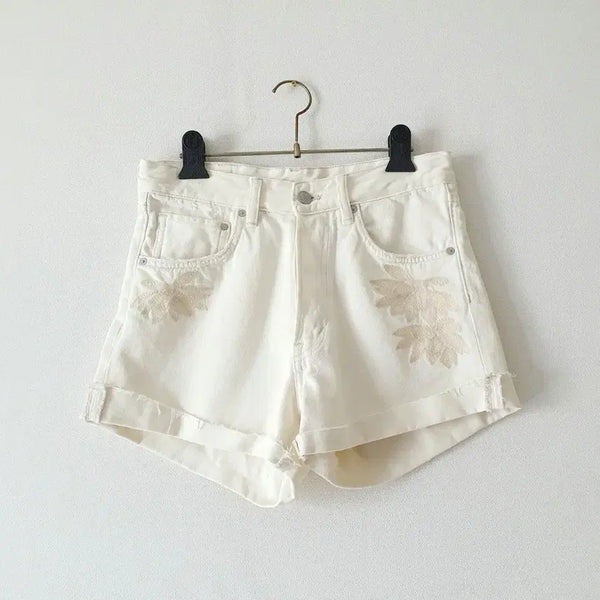[BUNJANG] H&M &DENIM White High-Waisted Embroidered Shorts Size 36 / H&M &DENIM 화이트 하이웨스트 자수 반바지 36사이즈