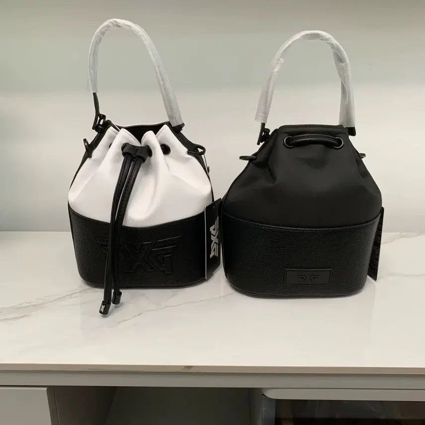 [BUNJANG] PXG Golf Cube Bucket Bag Black/White / PXG 골프 큐브백 버킷백 블랙/화이트