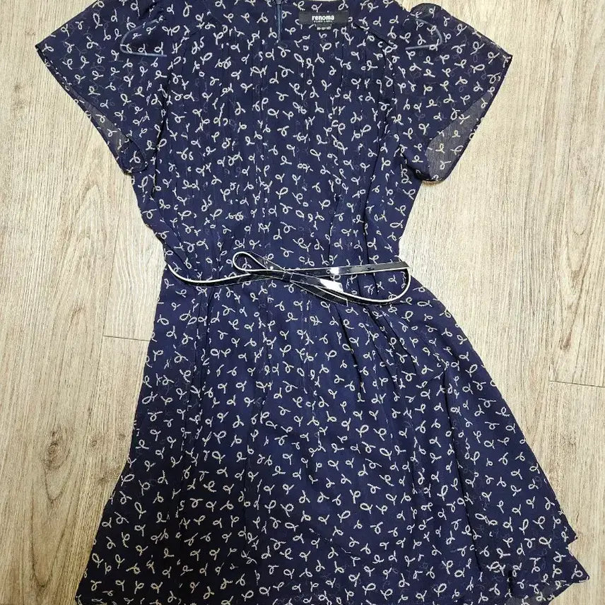 [BUNJANG] Renoma Black Label Navy Chiffon Dress / 네이비 쉬폰 원피스 8천원에 판매합니다.