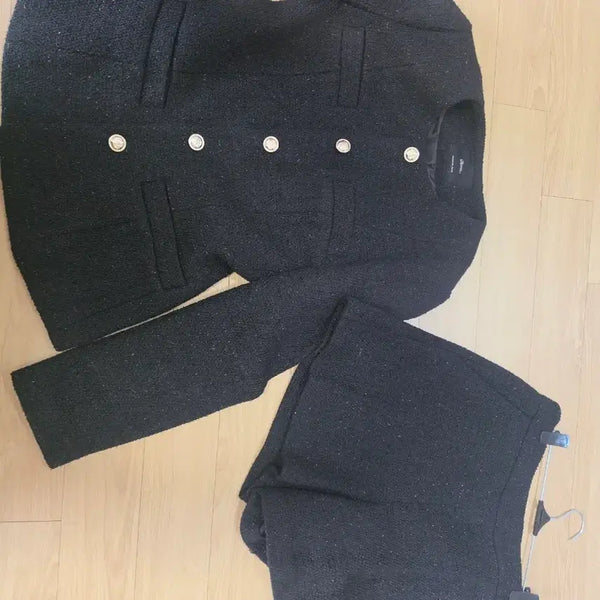 [BUNJANG] ROEM Tweed Jacket & Shorts Set Black / 로엠 트위드 자켓 & 반바지 세트 블랙