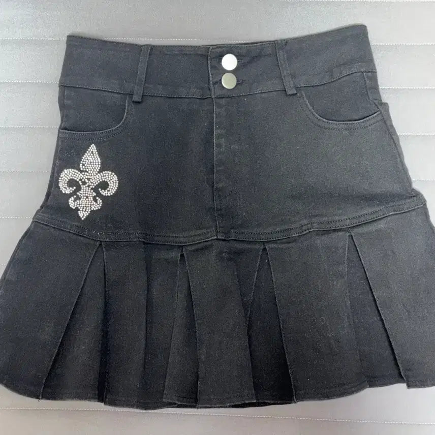 [BUNJANG] Vintage Rock Chic Punk Black Pleated Skirt / 빈티지 락시크 펑크 블랙 플리츠 스커트