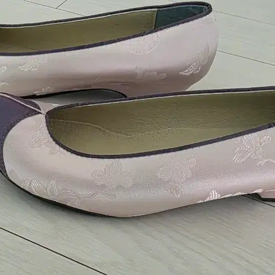 [BUNJANG] Women's Floral Print Flats Size 235 / 여성 꽃무늬 단화 235