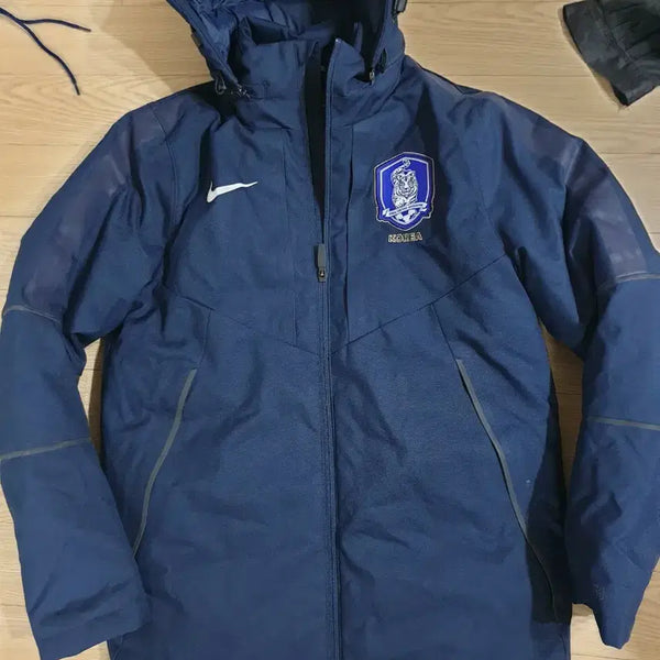[BUNJANG] Nike South Korea National Football Team Padded Jacket / 나이키 대한민국 축구 국가대표팀 패딩 자켓