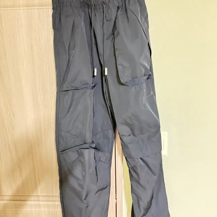 [BUNJANG] Nike Engineered Woven Pants DX-9645-010 / 나이키 앤지니어드 우븐팬츠 DX-9645-010