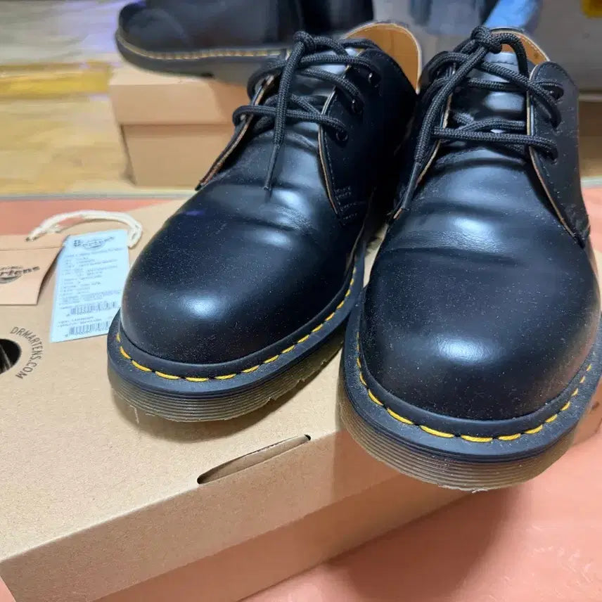[BUNJANG] Dr. Martens 1461 Smooth Black Leather Shoes (Size 270) / 닥터마틴 1461 스무스 블랙 270사이즈 인천롯데제품 270사이즈