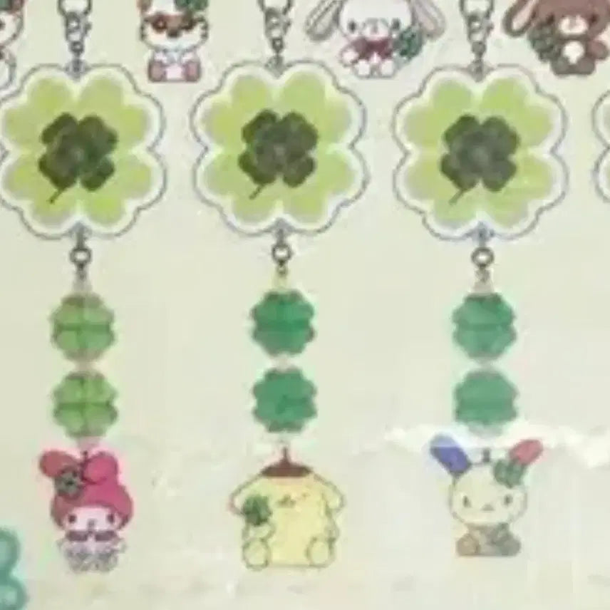 [BUNJANG] Sanrio Pompompurin Four-Leaf Clover Strap / 산리오 네잎클로버 스트랩 폼폼푸린