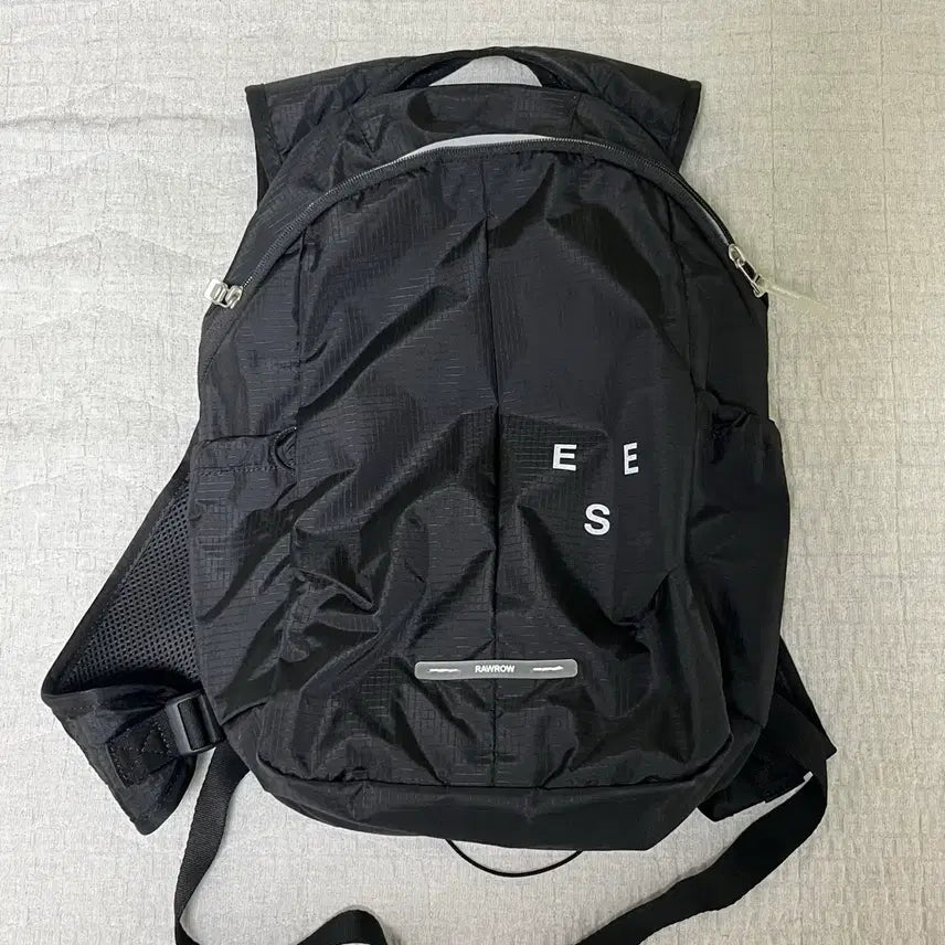 [BUNJANG] LOWROWE X EES Running Backpack / 로우로우 X EES 러닝 백팩