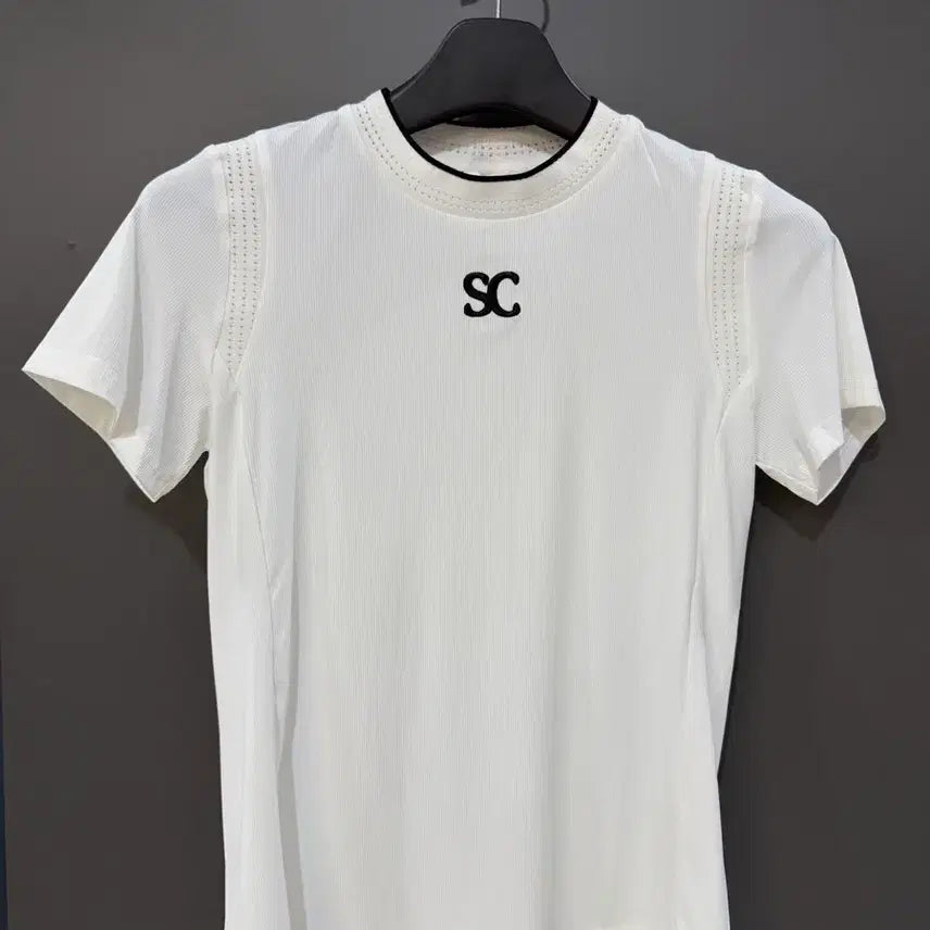 [BUNJANG] Women's Short Sleeve Golf T-Shirt / 여성 골프 반팔 티셔츠