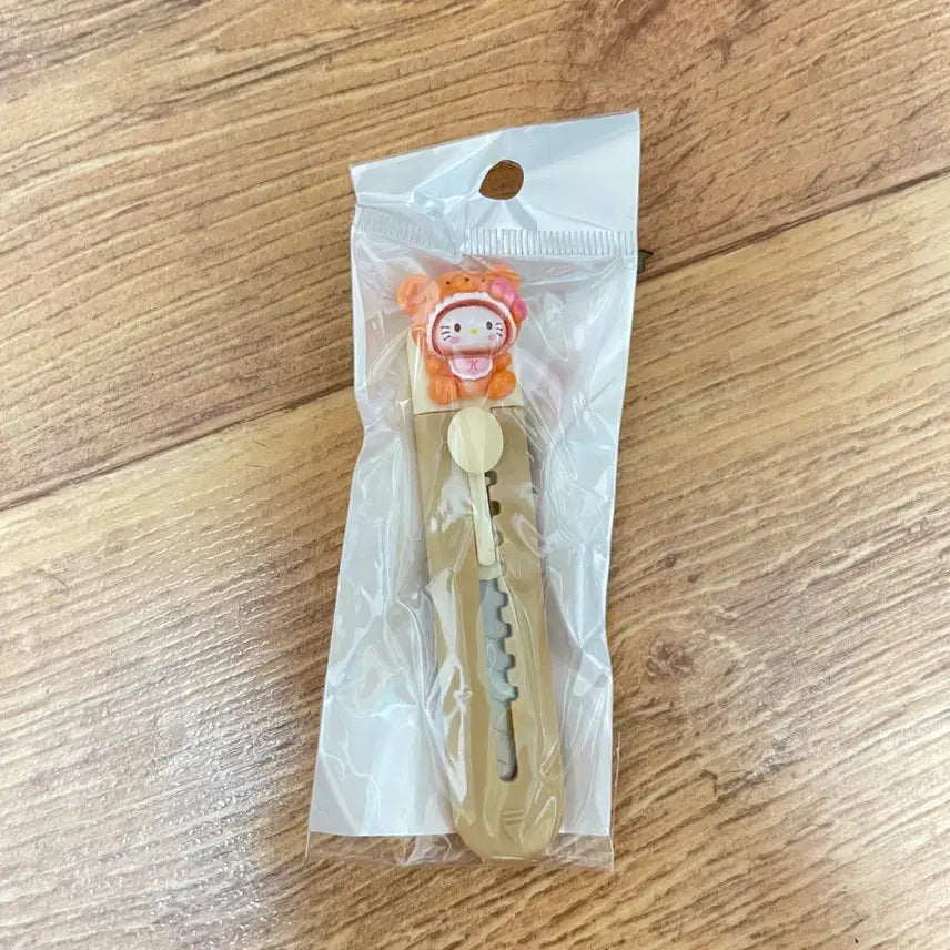 [BUNJANG] Hello Kitty Mini Cutter Knife (Unused) / 헬로키티 미니 커터칼 새상품(미사용)