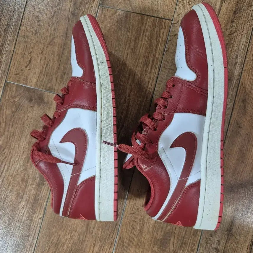 [BUNJANG] Nike Air Jordan 1 Low Red White / 급처) 나이키 에어조던 1 로우 레드 화이트 275