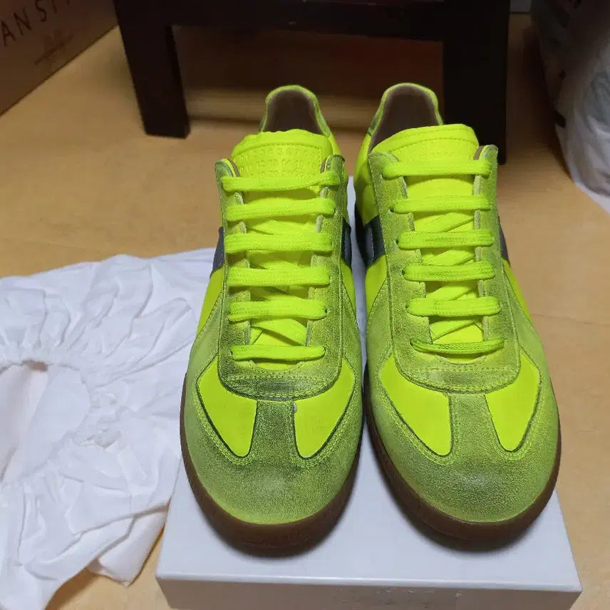 [BUNJANG] Maison Margiela German Army Trainer Neon Fluorescent Size 40.5 Unused / [260] 메종마르지엘라 독일군 네온형광 40.5 미사용