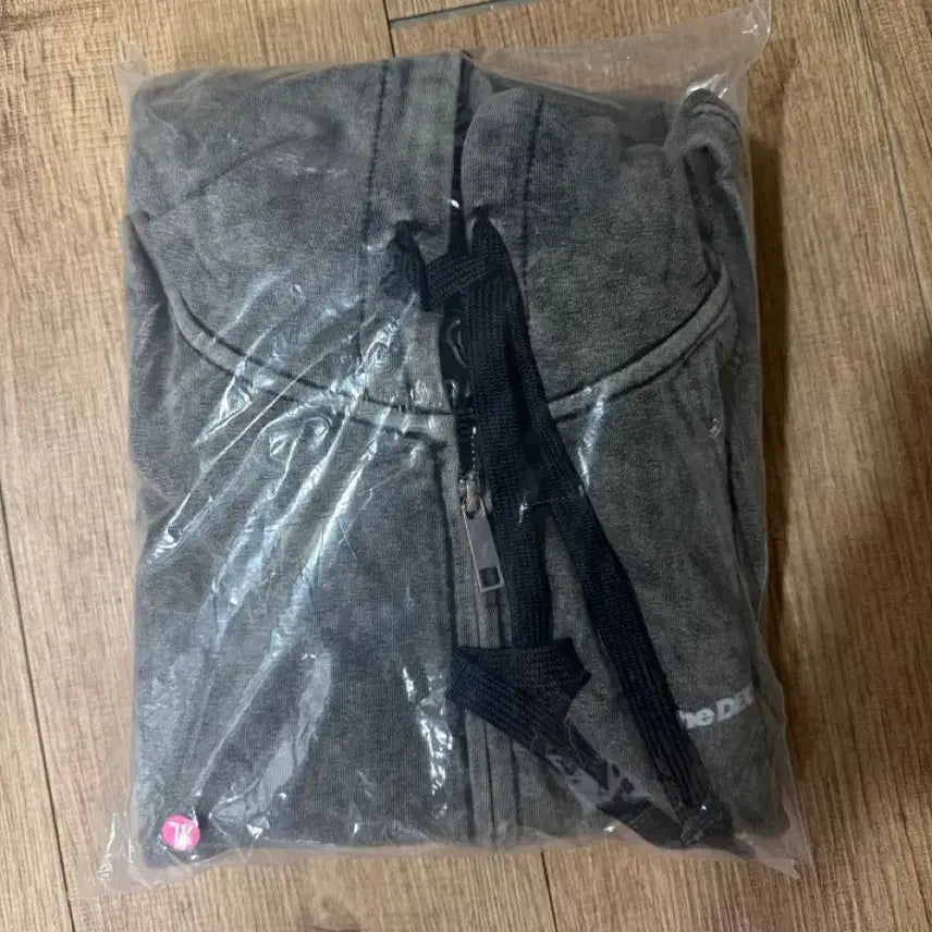 [BUNJANG] DAY6 World Tour Hoodie XL / 데이식스 해투 후드집업 XL 판매합니다