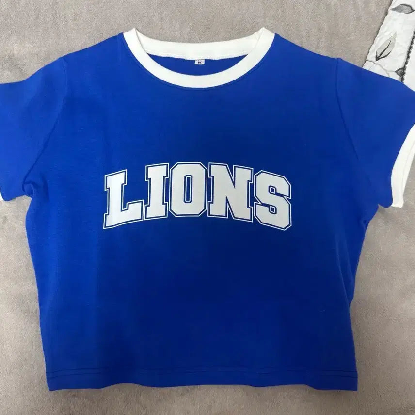 [BUNJANG] Samsung Lions Baseball Team Short Sleeve Cropped T-Shirt - Size M / 원가양도) 삼성라이온즈 반팔 크롭티 M사이즈 팔아요