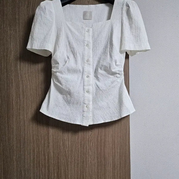 [BUNJANG] Wholesaler Nymph Square Neck Blouse / 도매택 님프 스퀘어넥 블라우스