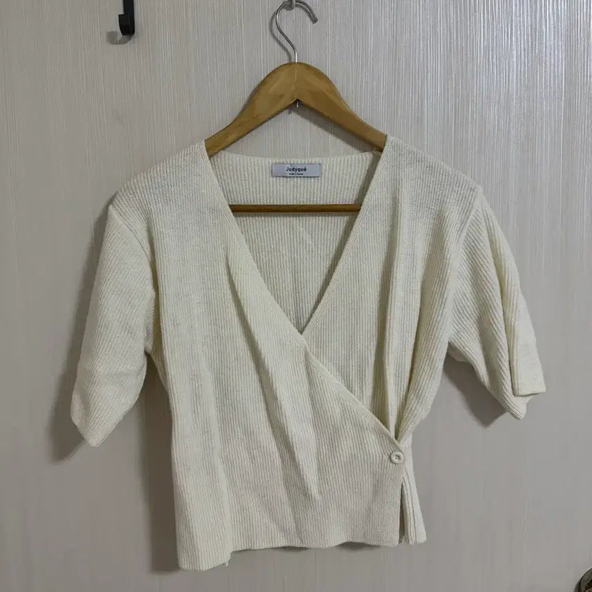 [BUNJANG] V-Neck Wrap Short Sleeve Knit / 브이넥 랩 반팔니트