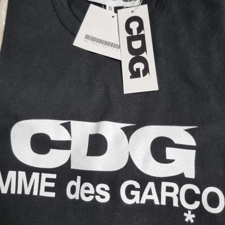 [BUNJANG] Comme des Garçons CDG Short Sleeve T-Shirt Black / CDG 꼼데 반팔티 블랙, M