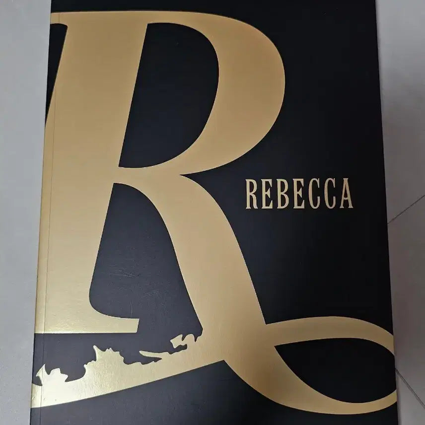[BUNJANG] Rebecca Musical Program Book (2019-20) / 뮤지컬 레베카 프로그램북 (2019-20)