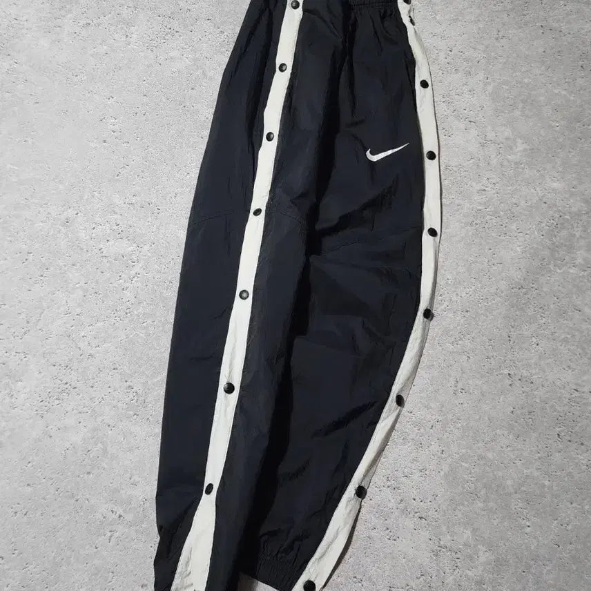 [BUNJANG] Nike Side Snap Track Pants Jogger Windbreaker / 나이키 사이드스냅 트랙팬츠 바람막이 조거 바지
