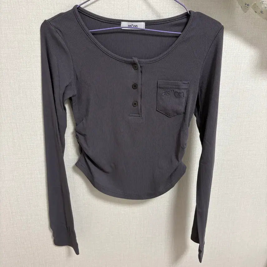 [BUNJANG] Aizone Long Sleeve T-Shirt / 애즈온 긴팔 티셔츠