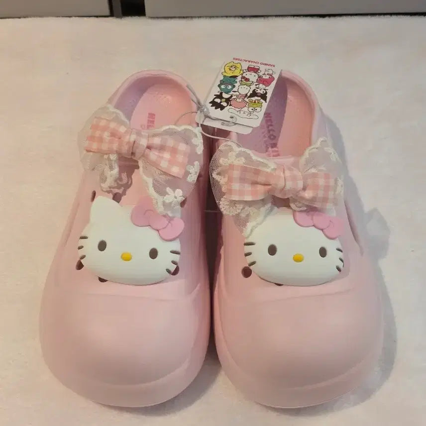 [BUNJANG] Hello Kitty Crocs Sandals Slippers (Size 250) / 헬로키티 크록스 샌들 슬리퍼 250