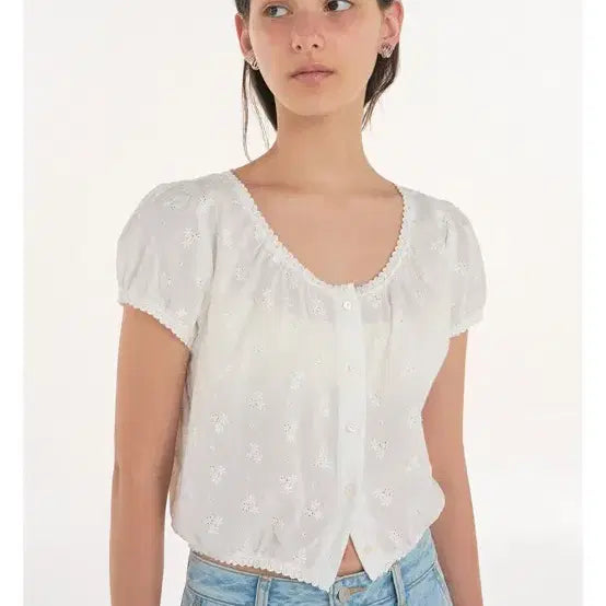 [BUNJANG] Shopm Ivy Blouse White / shopm 샵엠 Ivy Blouse white