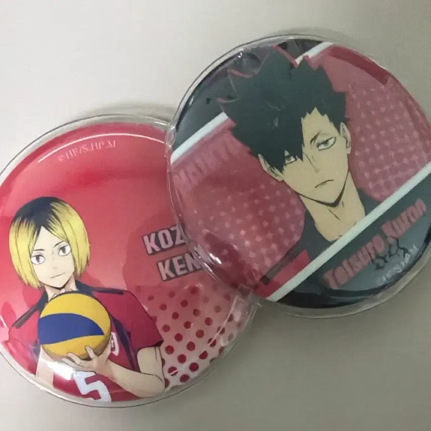 [BUNJANG] Haikyuu!! Kenma Kozume & Tetsuro Kuroo Can Badges Bundle Set / 켄마, 쿠로오 캔뱃지 일괄