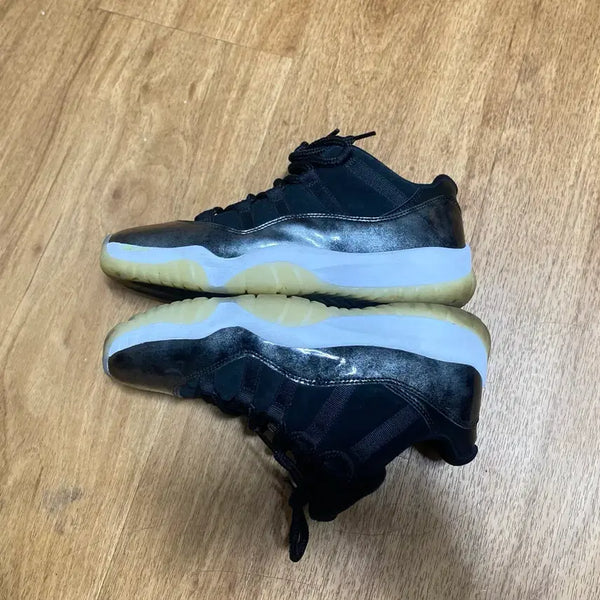 [BUNJANG] Air Jordan 11 Retro Black/White Men's US 8.5 / 조던 11 레트로 블랙/화이트 265
