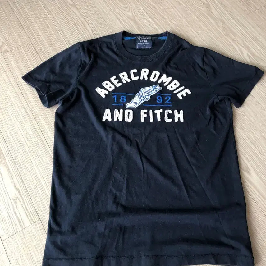 [BUNJANG] Abercrombie & Fitch Short Sleeve T-Shirt Navy M / 아베크롬비 반팔