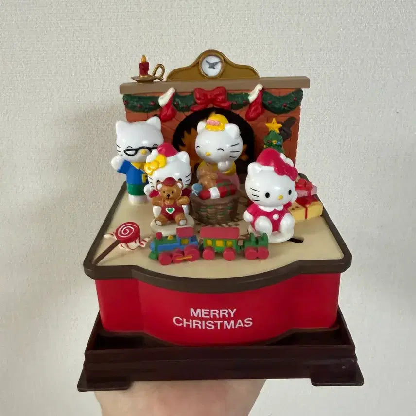 [BUNJANG] Vintage Kitty Family Christmas Music Box / 희귀템 매물 없음) 고전 키티 가족 크리스마스 오르골