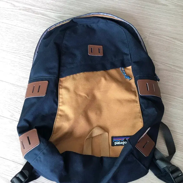 [BUNJANG] Patagonia Backpack Navy/Beige / 파타고니아 백팩 레어템