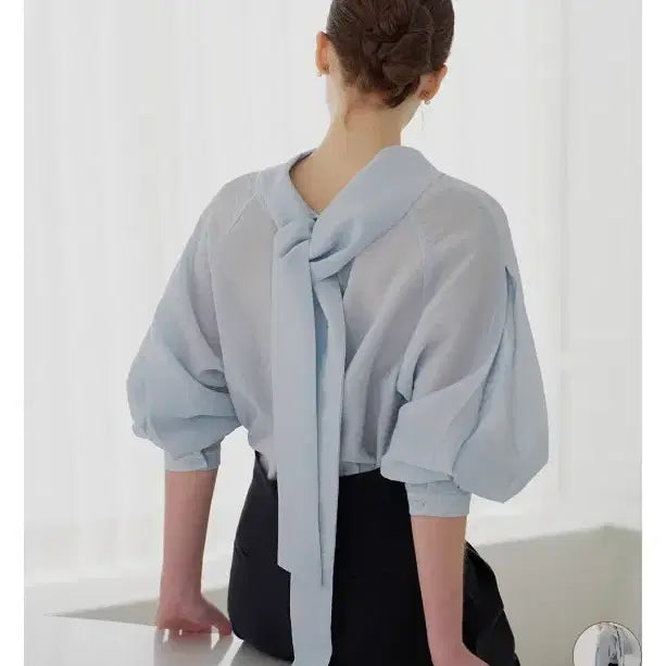 [BUNJANG] Momet Grass Back Tie Blouse Baby Blue / 모멧 momet 그라스 백타이 블라우스 베이비블루