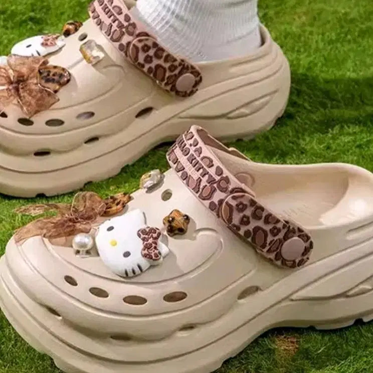 [BUNJANG] Hello Kitty Crocs Sandals / 헬로키티 크록스 신발