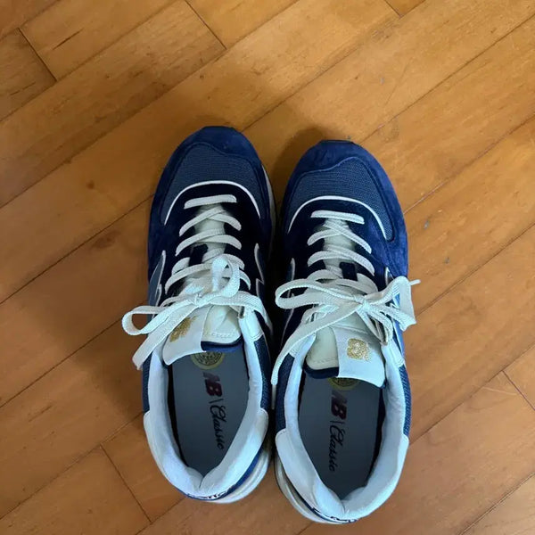 [BUNJANG] New Balance 574 Navy Sneakers / 뉴발란스 574