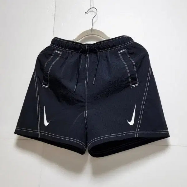 [BUNJANG] Nike Double Swoosh Woven Training Shorts - Black, Women's S / 여성 나이키 더블스우시 블랙 검정 우븐 반바지 바지 트레이닝복