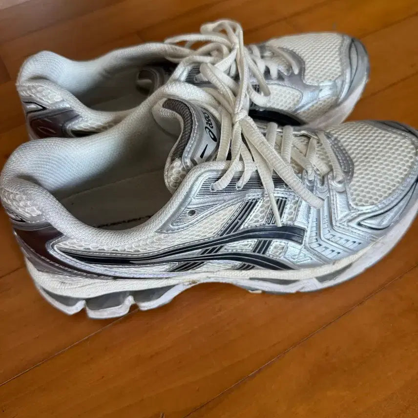 [BUNJANG] ASICS Gel-Kayano 14 Cream Black Sneakers / 아식스 젤 카야노 14 크림 블랙
