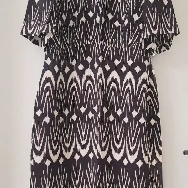 [BUNJANG] Patterned Dress - Size L / 자리 패턴 원피스 L사이즈
