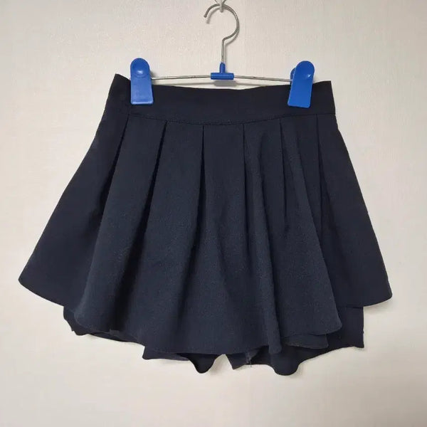 [BUNJANG] Women's Navy Pleated Skort Free Size / 여성용 네이비 플리츠 치마바지 Free