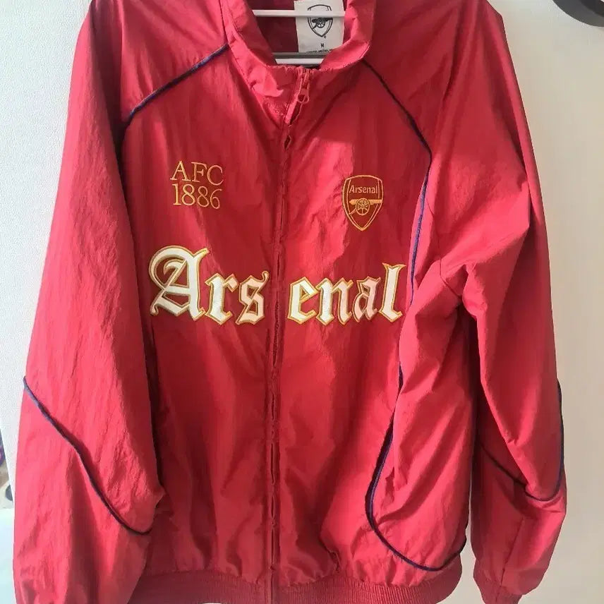 [BUNJANG] Arsenal Hollister 1886 Retro Graphic Mock Neck Jacket / 아스날 홀리스터  1886 레트로 그래픽 Mock Neck 자켓