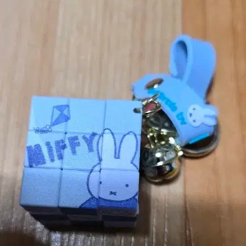 [BUNJANG] Miffy Cube Keyring - Blue / 미피 큐브 키링 블루