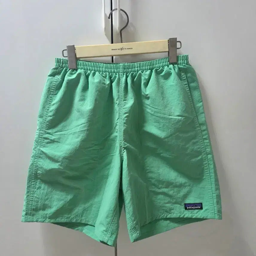 [BUNJANG] Patagonia Baggies 7-inch Shorts Mint S / 파타고니아 배기스 7인치 민트색 반바지 S 사이즈 판매합니다.