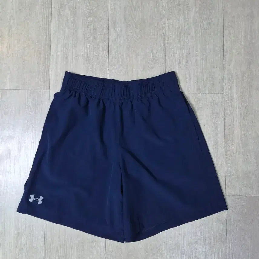 [BUNJANG] Under Armour Men's Shorts Navy (Size M/30-32) / (새옷수준)언더아머 남성반바지(M/M)30~32
