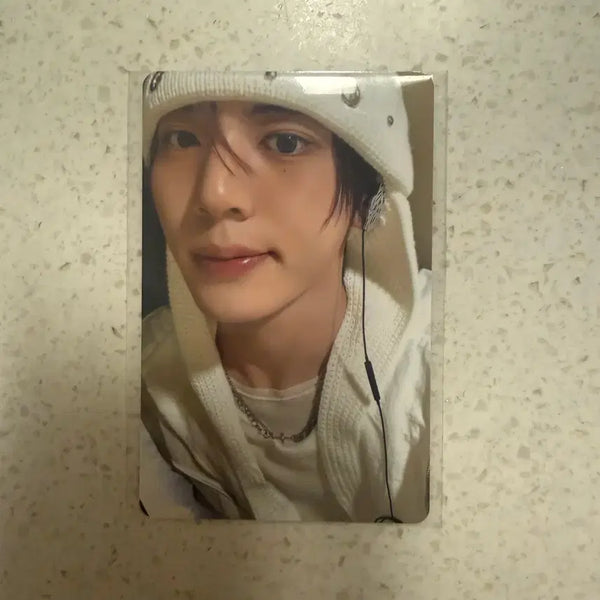 [BUNJANG] The Boyz Hyun Yu-jin Popup Earphones Photocard / 앤더블 한유진 팝업 이어폰 포카