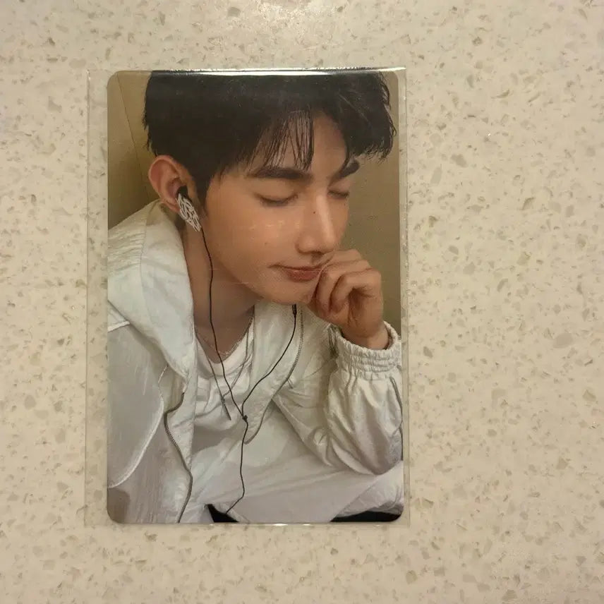 [BUNJANG] ZB1 Zhang Hao Popup Earphones Photocard / 앤더블 장하오 팝업 이어폰 포카