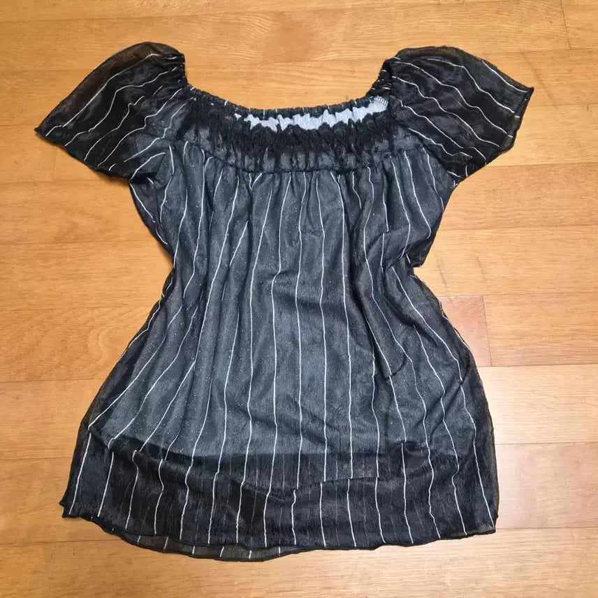 [BUNJANG] Goth Gothic Short Sleeve Vintage Blouse / 고스 고딕 반팔 빈티지 블라우스