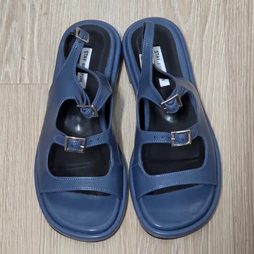 [BUNJANG] Women's Strap Sandals - Blue, Size 235 / [새상품] 여성샌들 낮은샌들 스트랩샌들 235