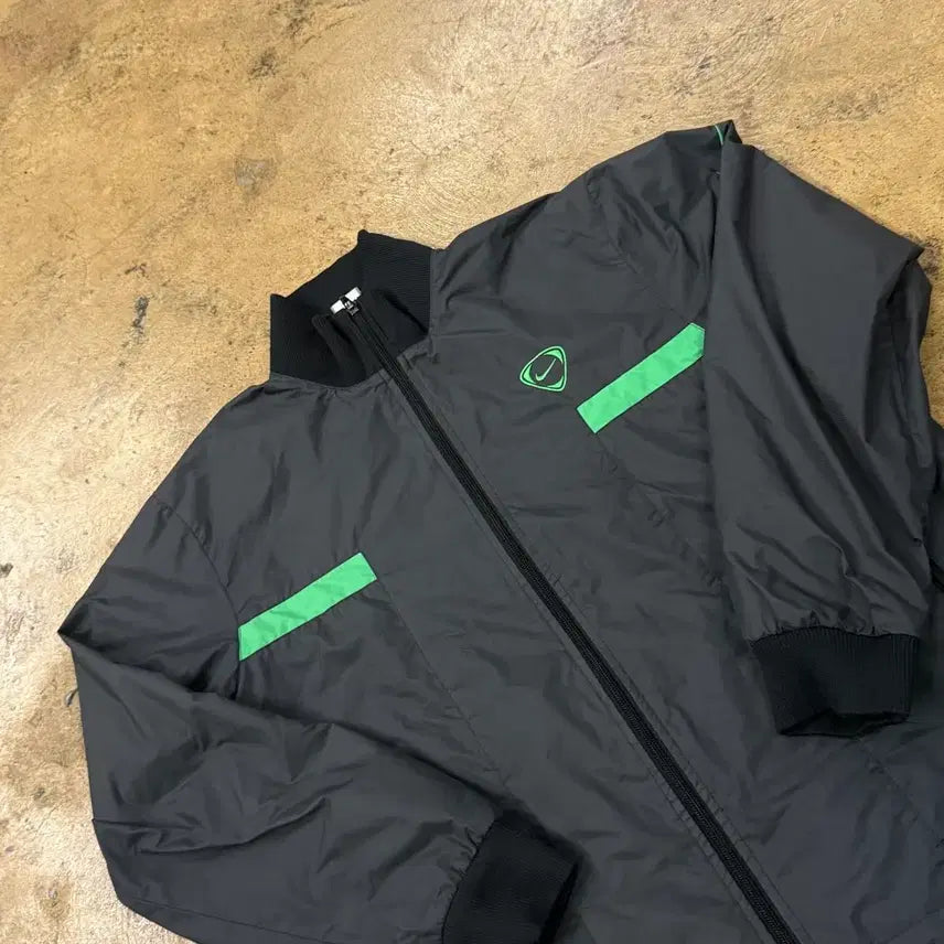 [BUNJANG] Nike Windbreaker Fluorescent Color Block XL / [정품/XL] 나이키 바람막이 형광 배색