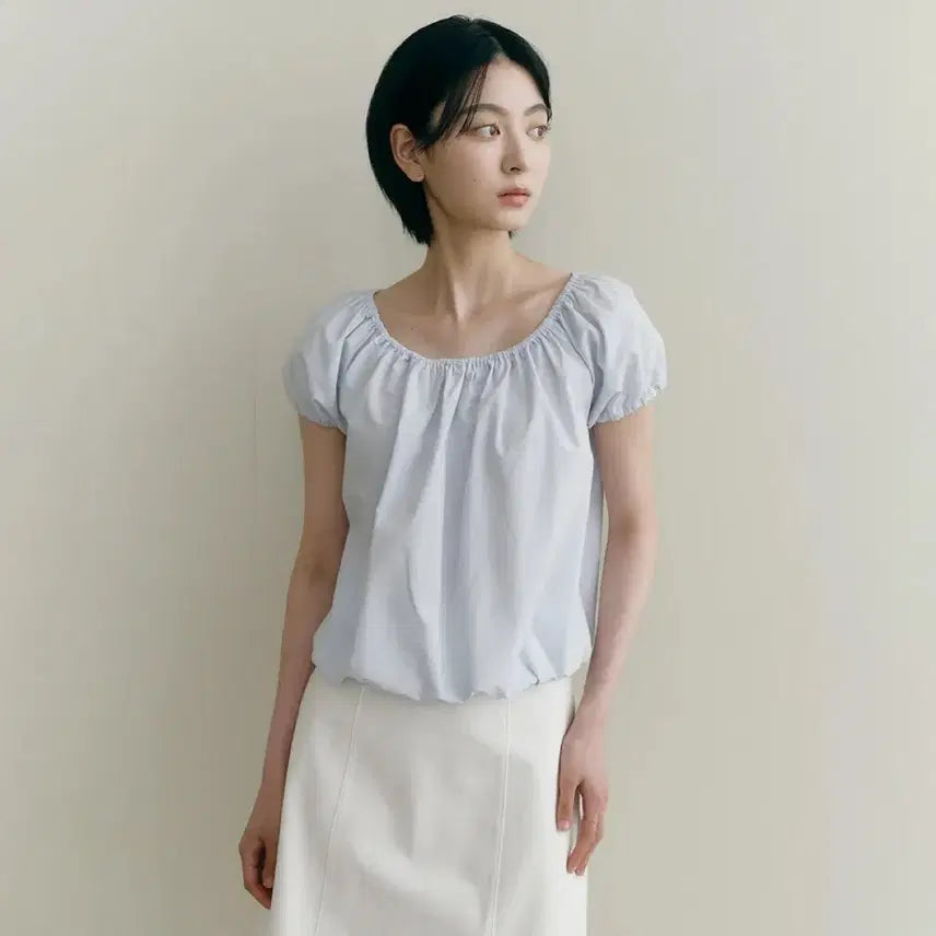 [BUNJANG] Ostkaka Banding Volume Blouse Sky Blue / (옷정정리)오스트카카 밴딩 볼륨 탑 블라우스 스카이블루